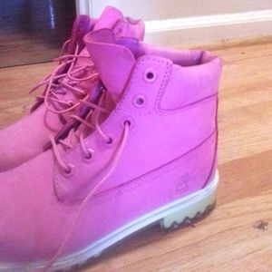 Pink timberland boots womens size 8